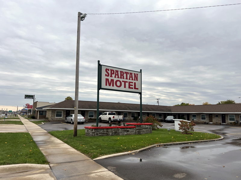 Spartan Motel - Oct 22 2023 Photo (newer photo)